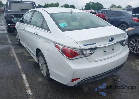 2012 Hyundai Sonata Hybrid from USA, damaged, VIN KMHEC4A49CA032414